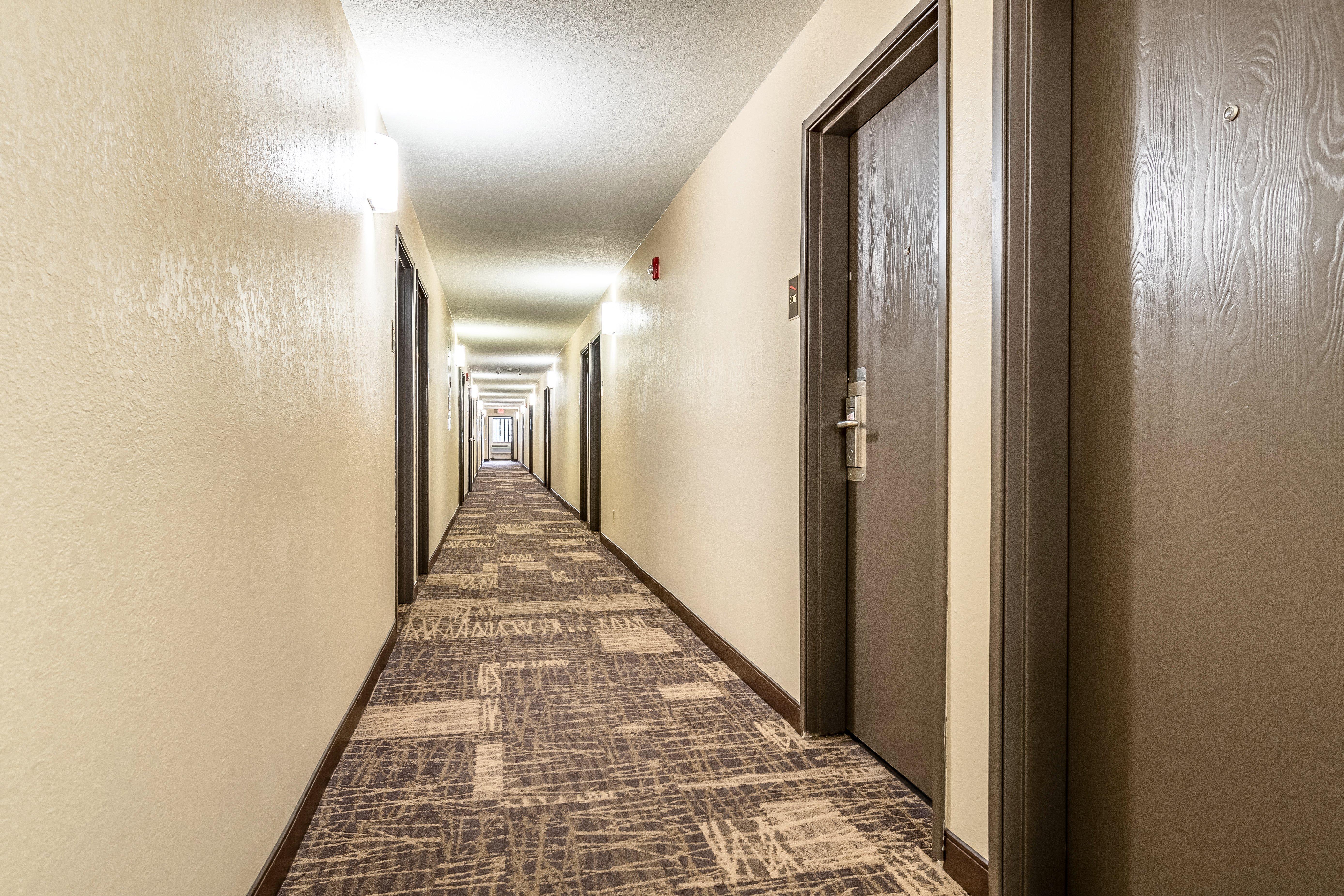 Red Roof Inn Plus+ Хантсвилл Экстерьер фото
